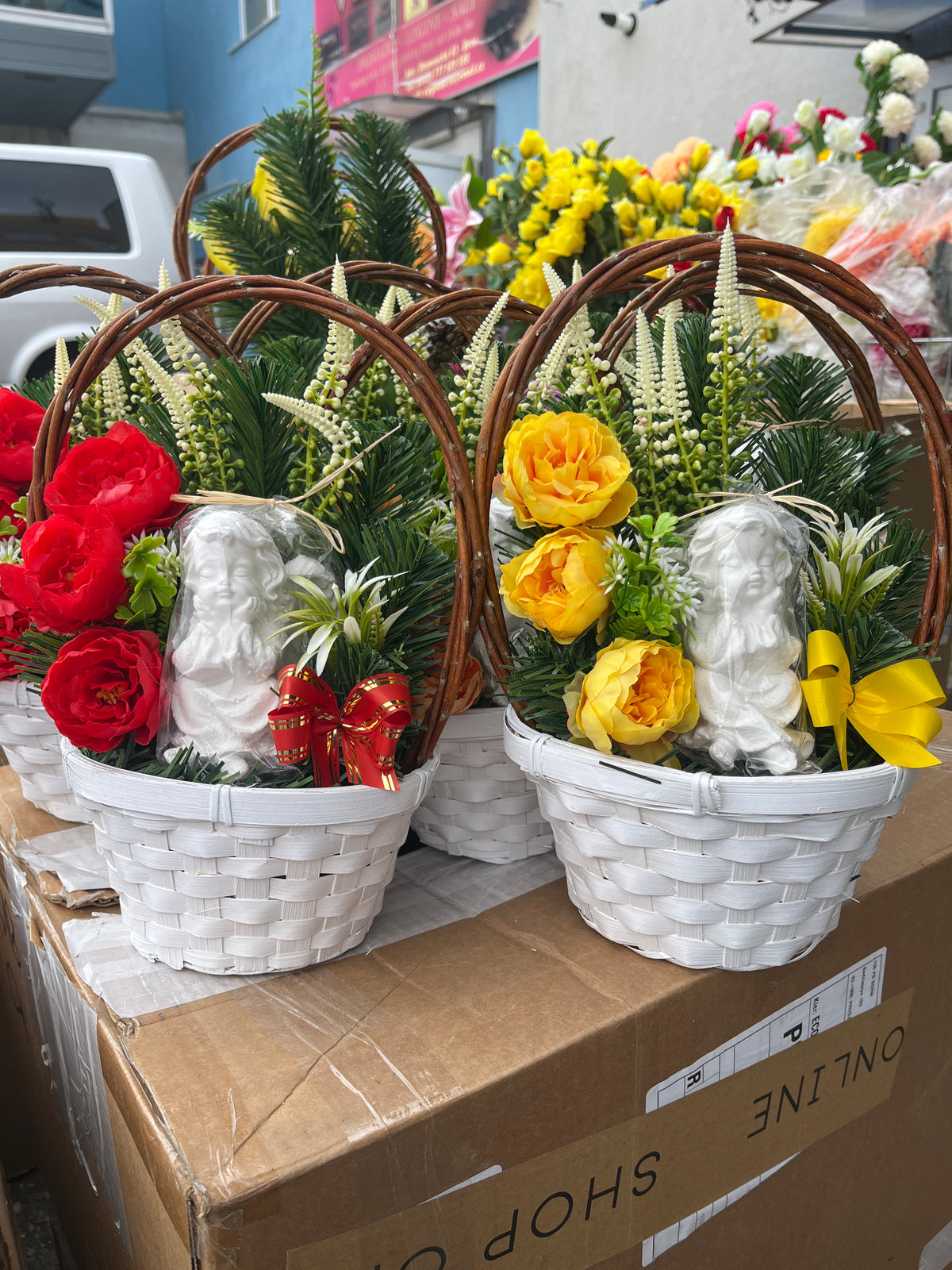Giỏ xách trắng thiên thần